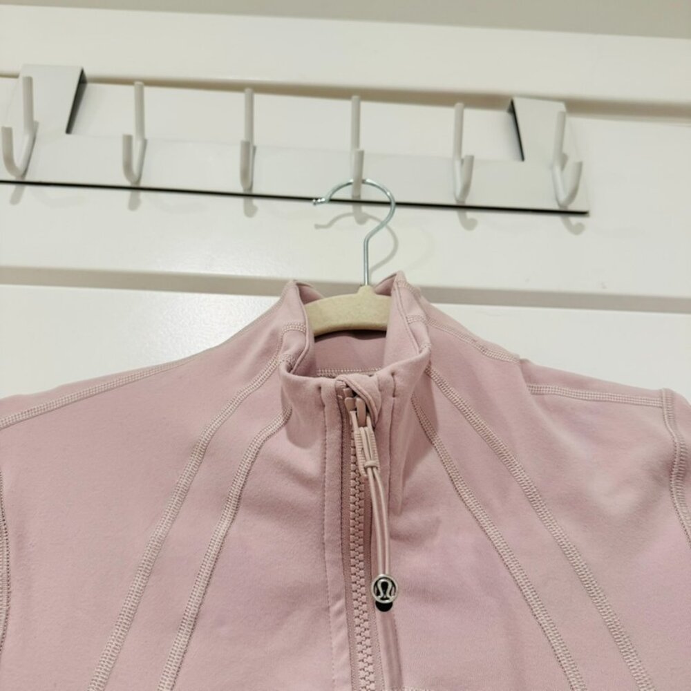 Lululemon Athletica Define Jacket, Pale Pink, Size 4 - Picture 6 of 7
